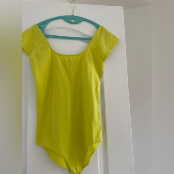 Brand New with Tags Rag & Bone Nadia Bodysuit in Lime green - Picture 2 of 6